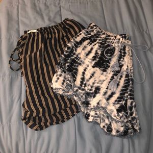 BUNDLE 2 pairs of short!